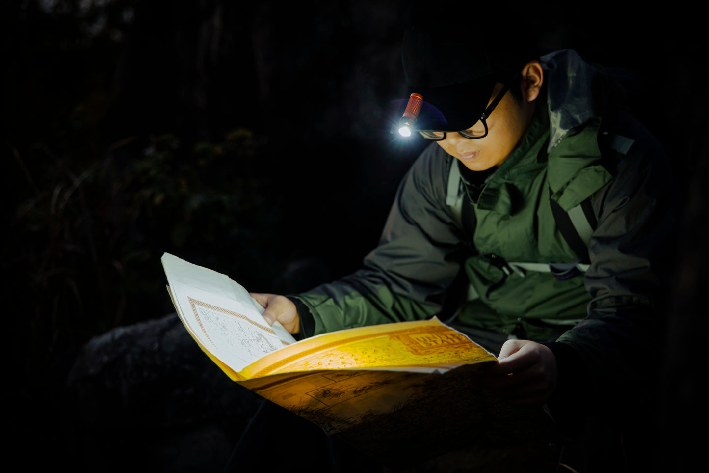 OLight Baton 4 EDC Flashlight