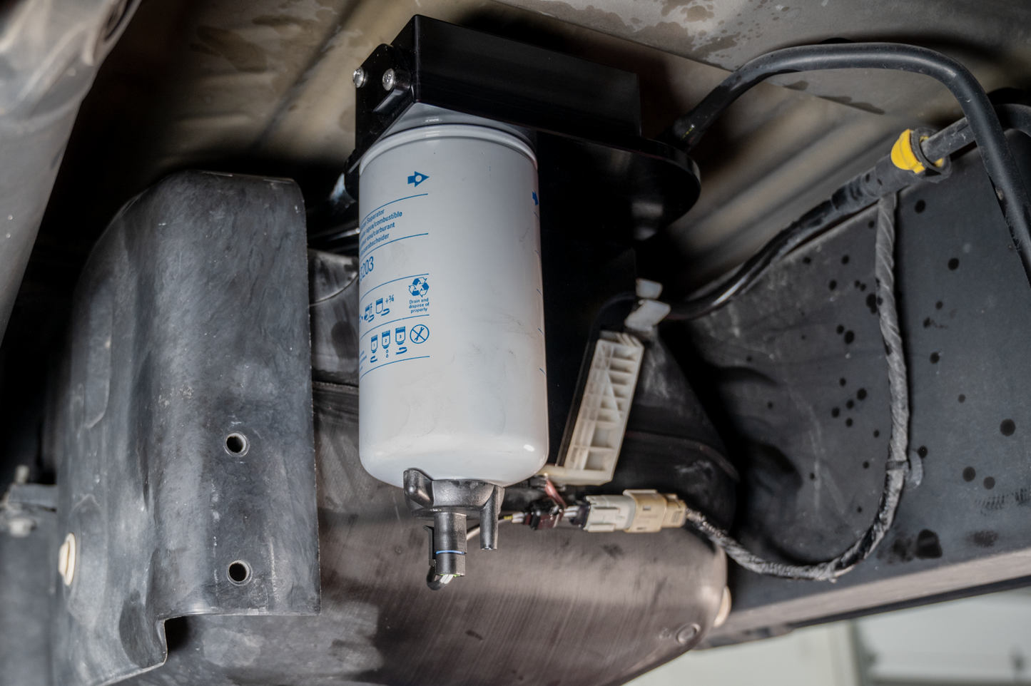 Under Bed Fuel Filter Assembly for 2017-2024 Ford F250-550